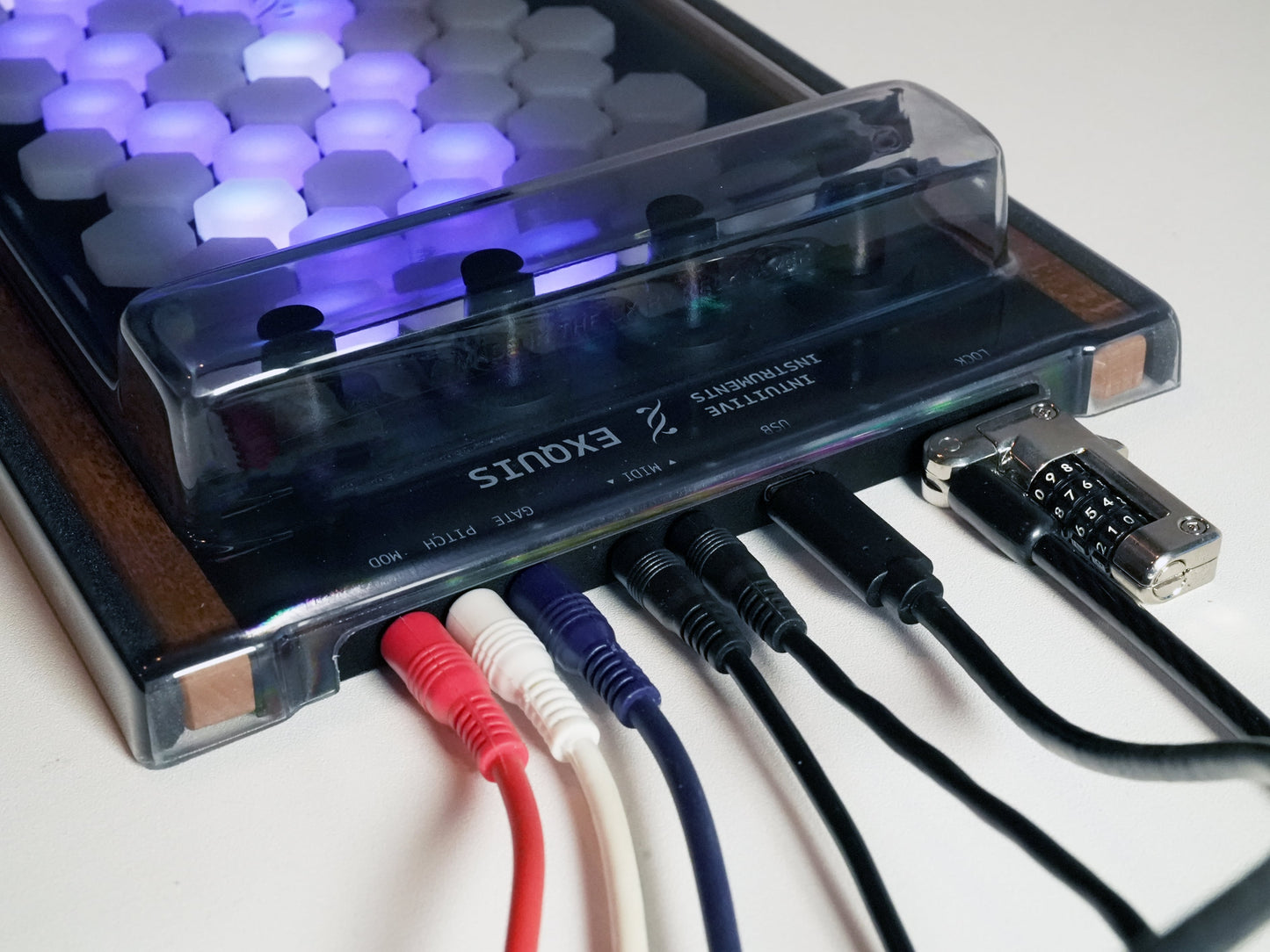 Intuitive Instruments EXQUIS DECKSAVER Cover