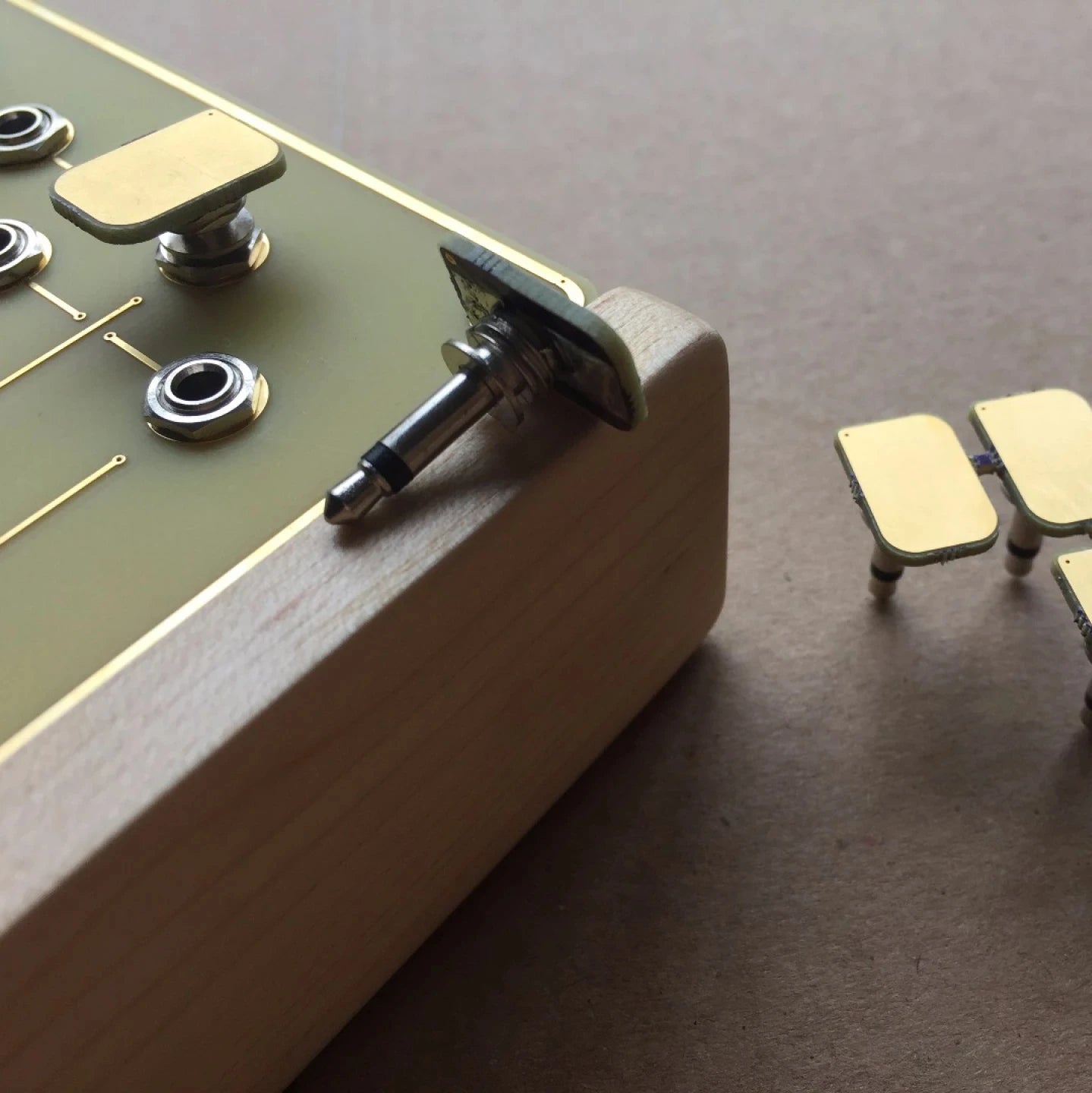 Landscape AllFlesh – Human-Conductivity Modular Patching Points