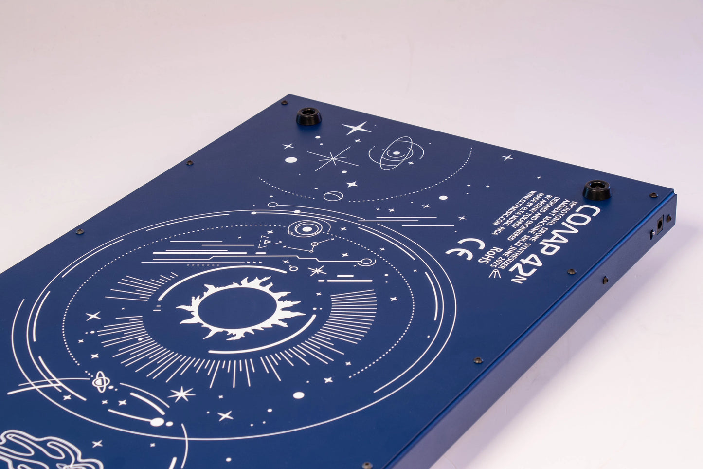 Elta Music SOLAR 42N MK3 - Analogue Microtonal Ambient Drone Machine