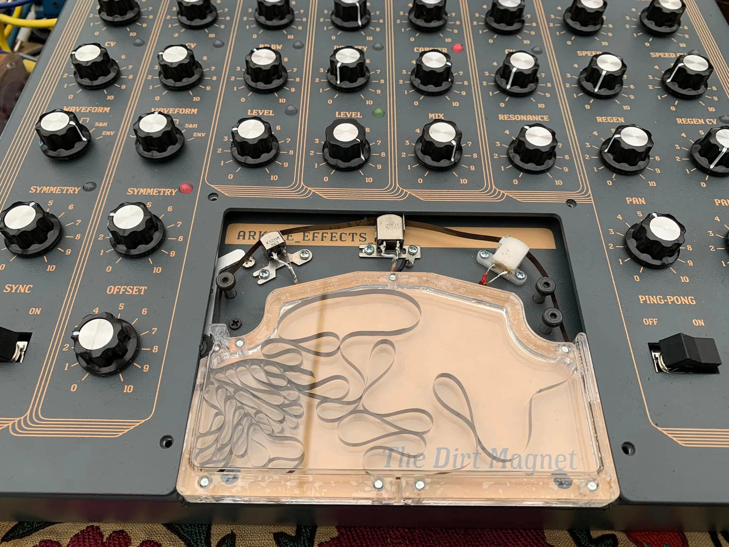 Finegear The Dirt Magnet Cassette Tape Delay & Multi-FX