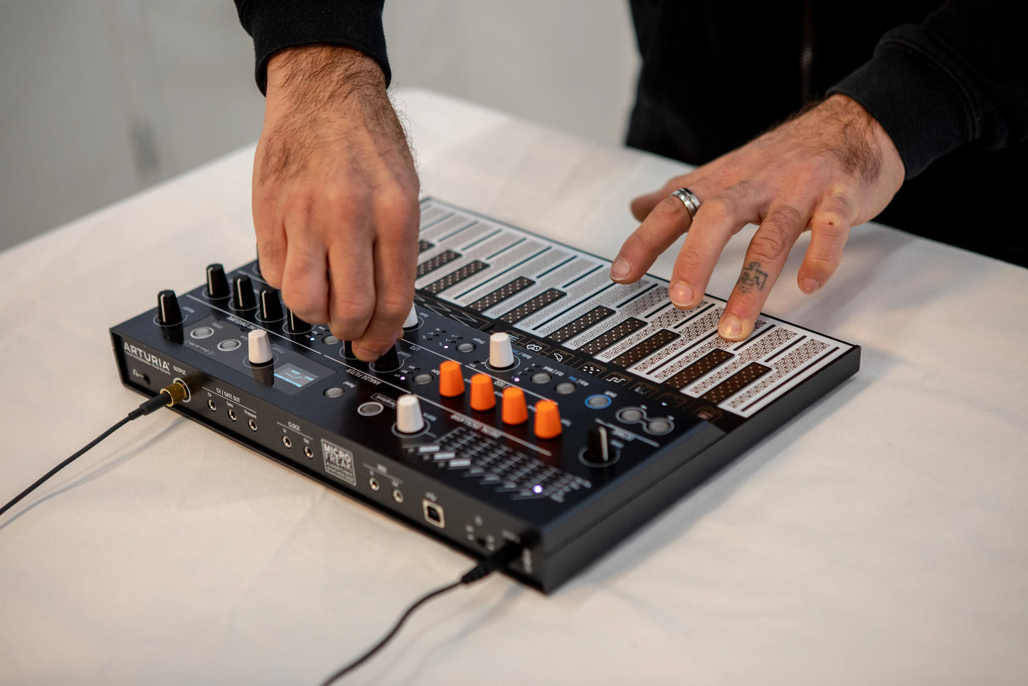 Arturia MicroFreak erform