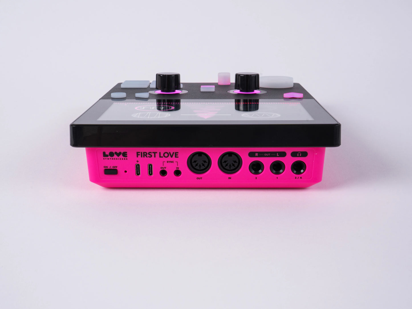 Love Synthesizers First Love | 4-Part Multitimbral Polyphonic FM Synthesizer