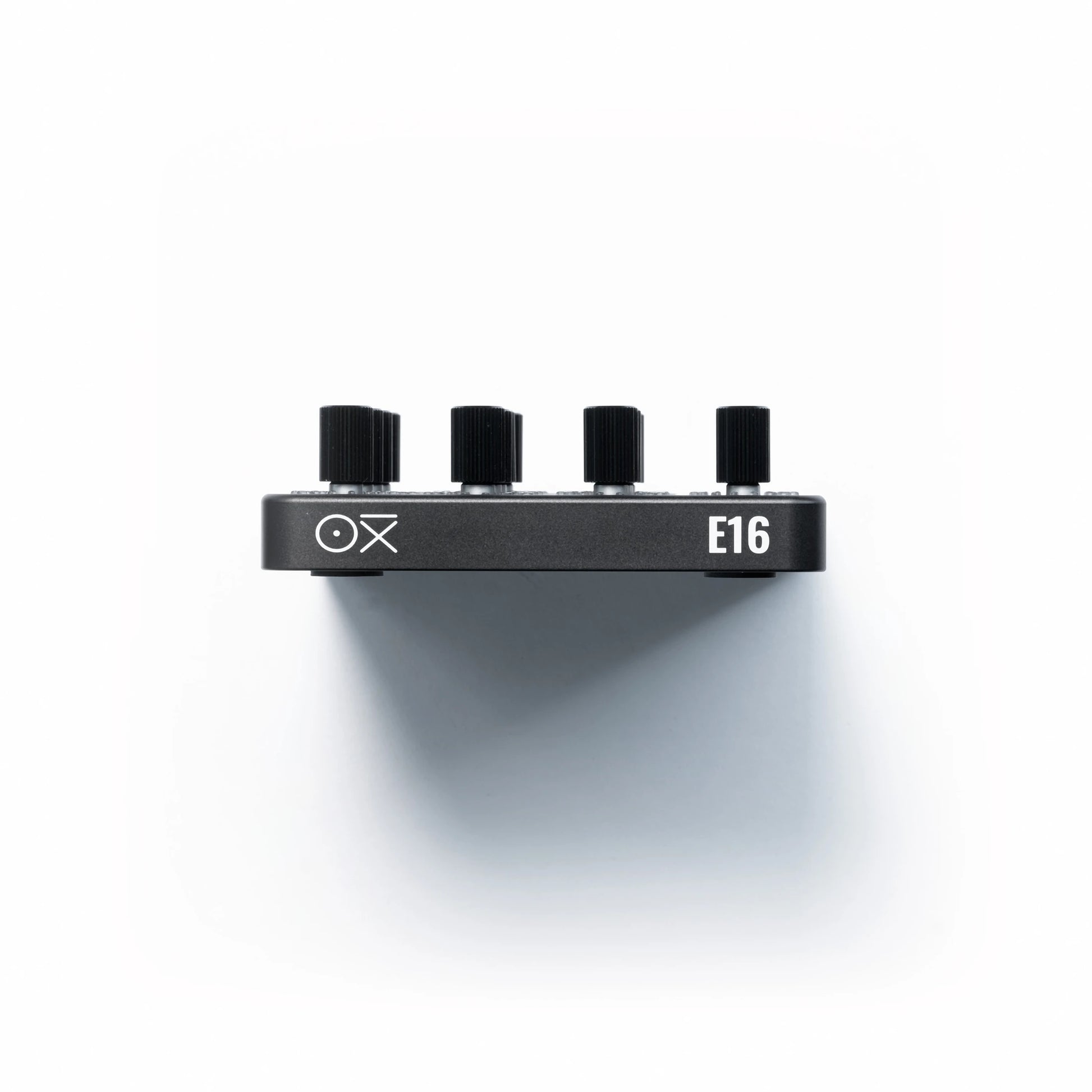 OXI Instruments OXI E16 - Desktop MIDI Encoder Controller Side